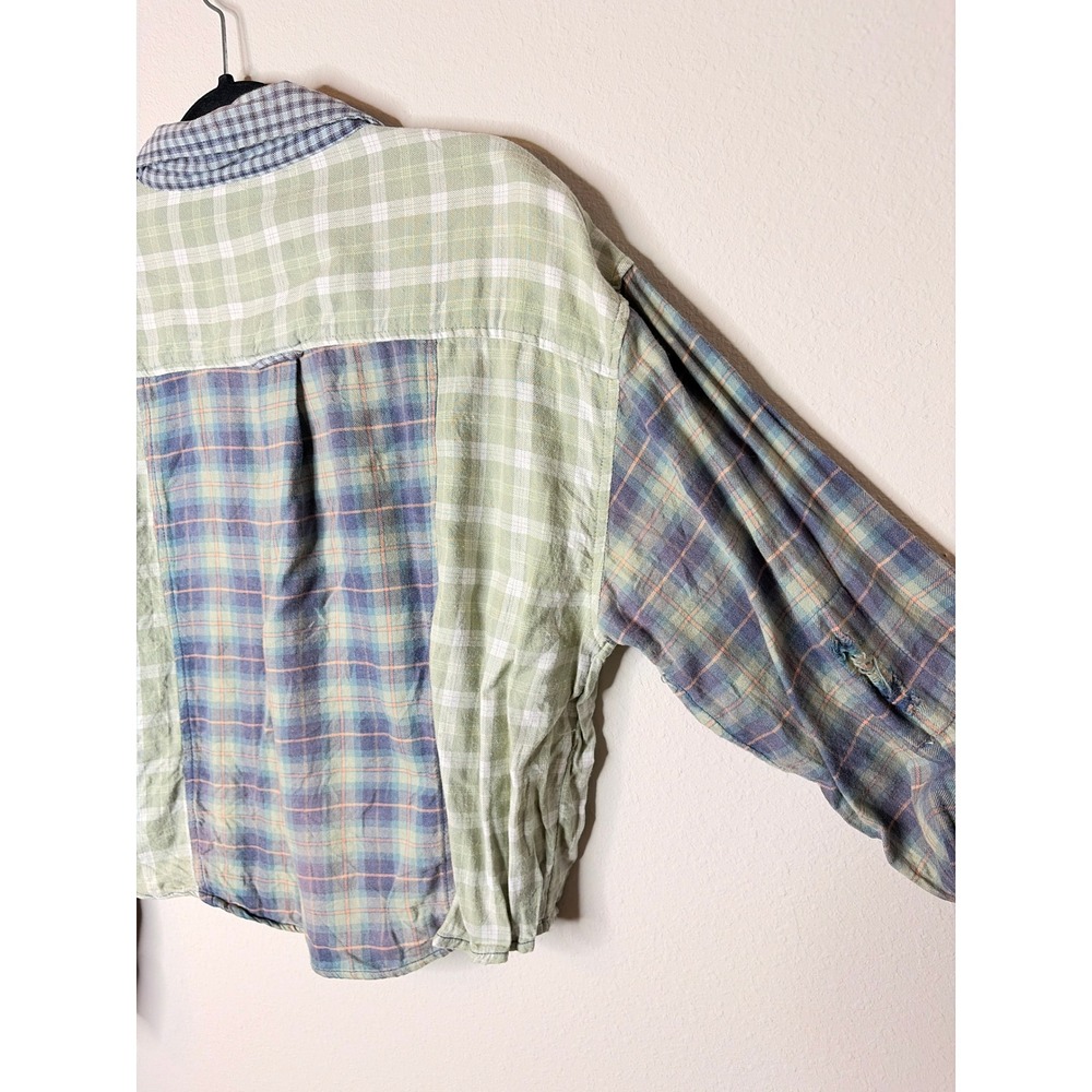 American Eagle Mixed Plaid Patchwork Cropped Button Down Flannel Large - Picture 6 of 10